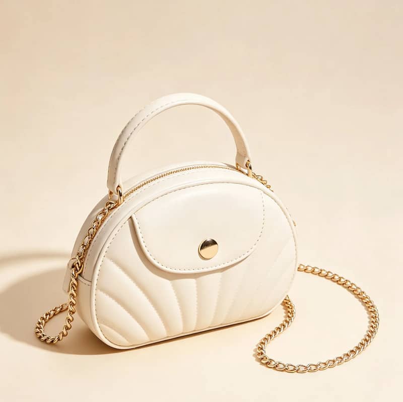 A Rounded Silhouette for Everyday Styling